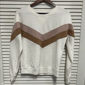 Abercrombie & Fitch Creamy White Sweatshirt with Tan/Dusty Pink Chevron